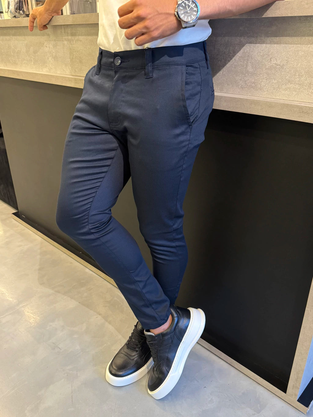 CALÇA ALFAIATARIA AZUL MARINHO ACETINADA CLÁSSICA ALL BLACK